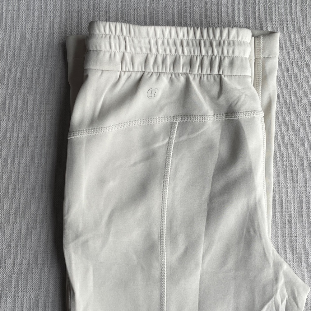 NWT Lululemon softstreme high rise pant regular size 6 in BONE - Picture 11 of 11
